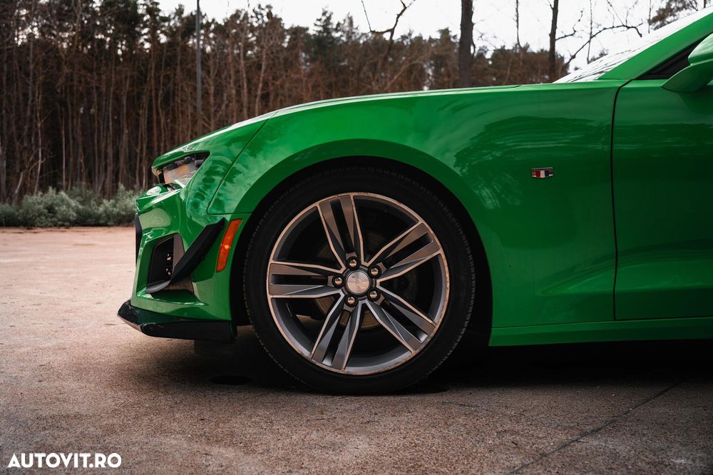 Chevrolet Camaro - 11