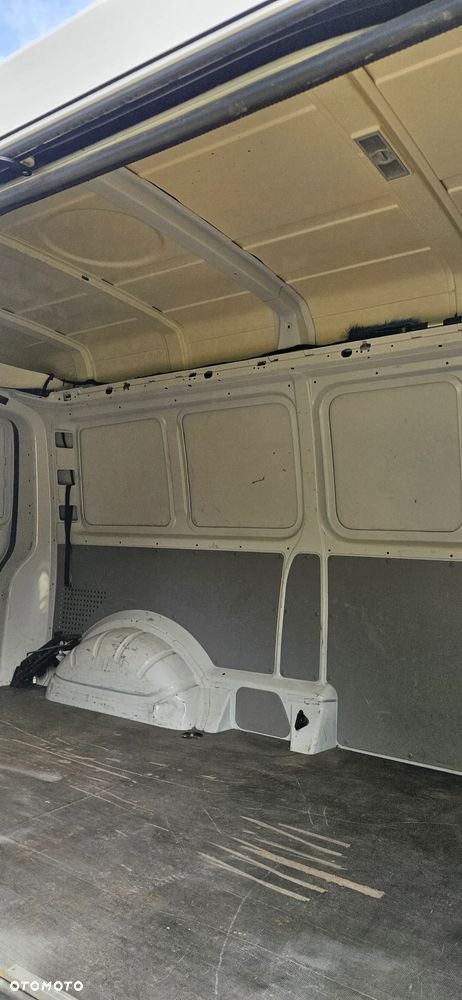 Volkswagen Transporter T6 - 13