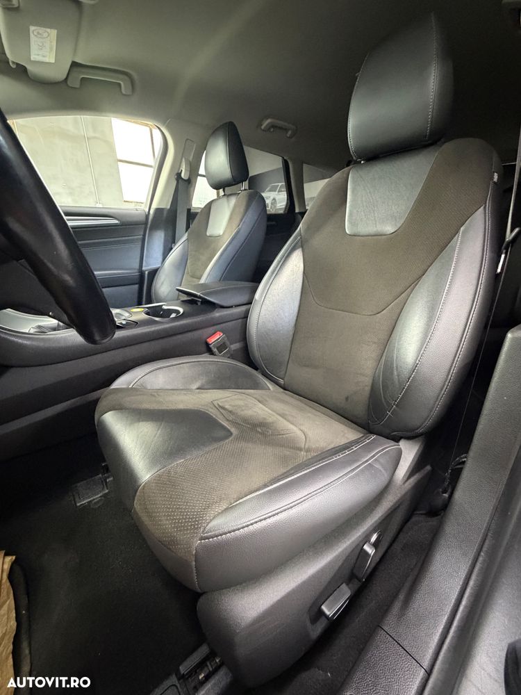 Ford Mondeo 2.0 TDCi Titanium - 11