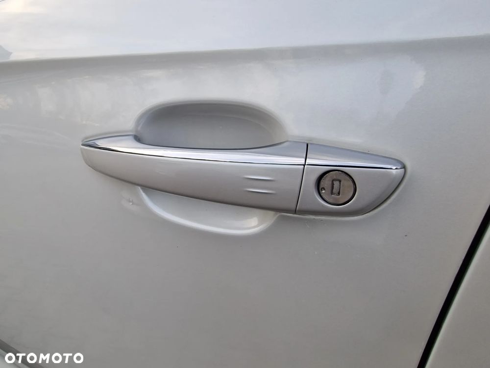 DS Automobiles DS 7 Crossback 1.6 PureTech Performance Line + - 14