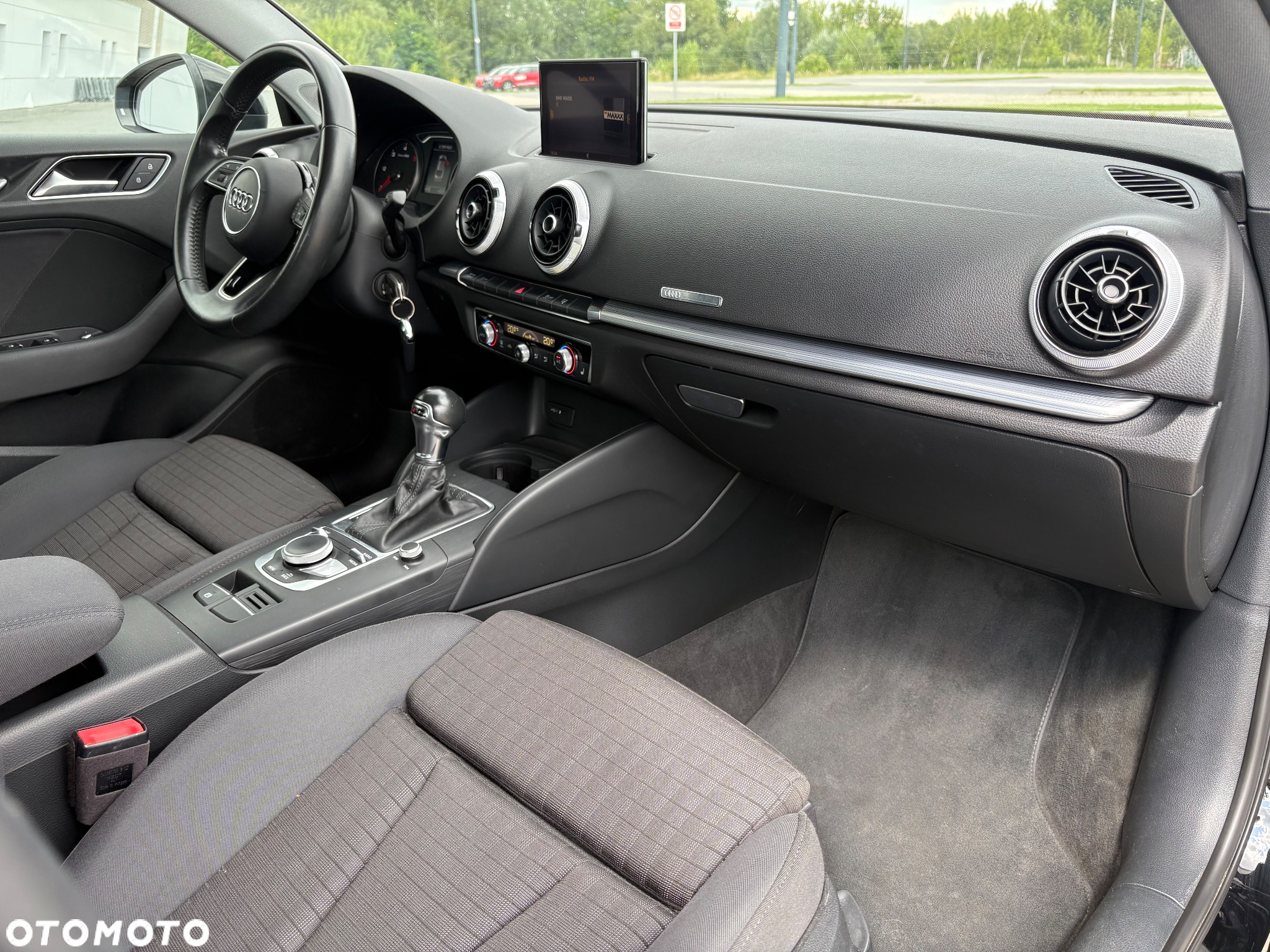 Audi A3 Limousine 1.6 TDI S tronic design - 26