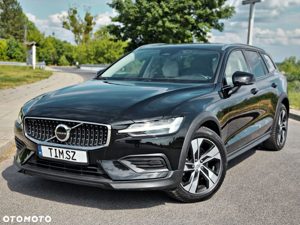 Volvo V60 Cross Country B4 D AWD Ultimate - 10