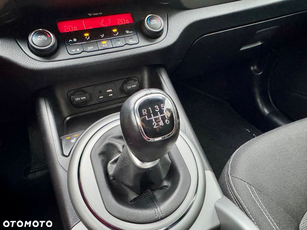 Kia Sportage 1.6 GDI Business Line 2WD - 29