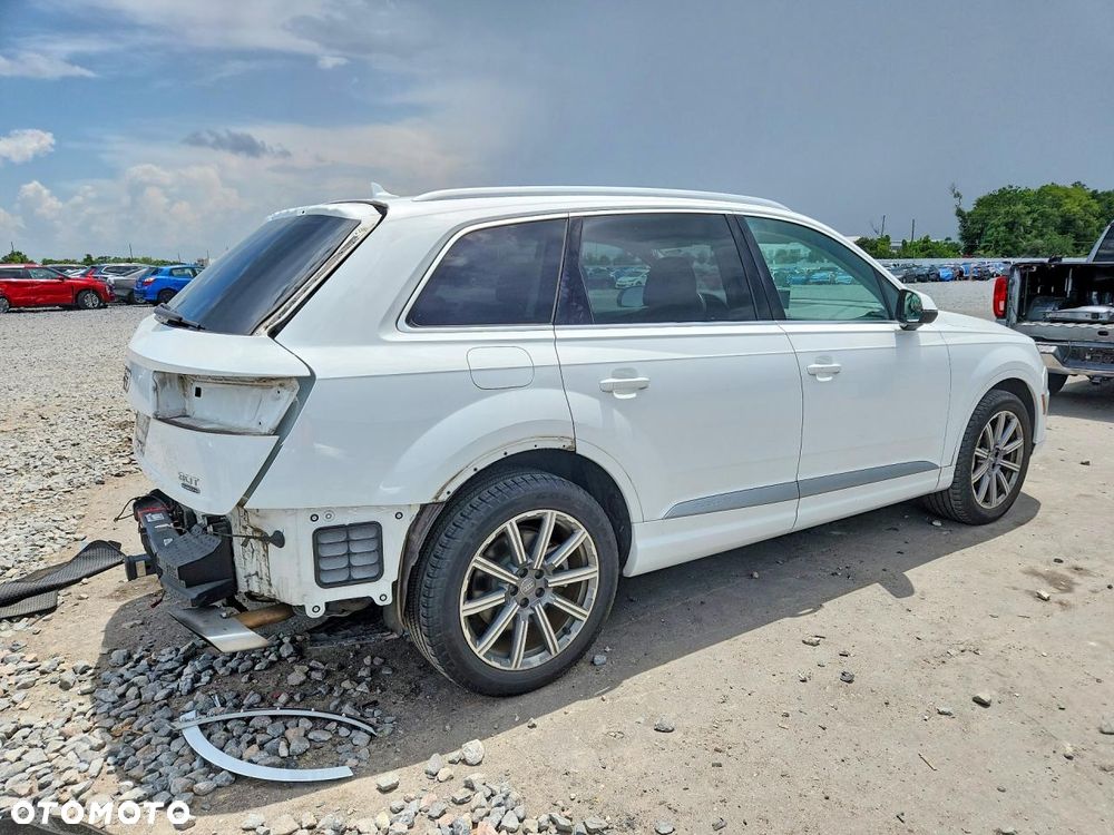 Audi Q7 3.0 TFSI Quattro Tiptronic - 4