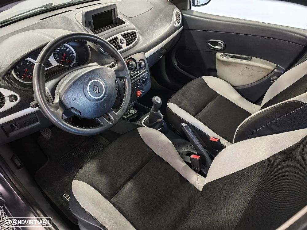 Renault Clio 1.5 dCi Confort 89g - 17