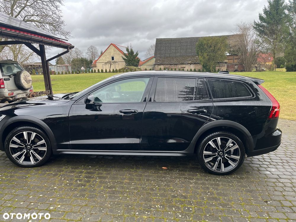 Volvo V60 Cross Country Pro D4 AWD - 21