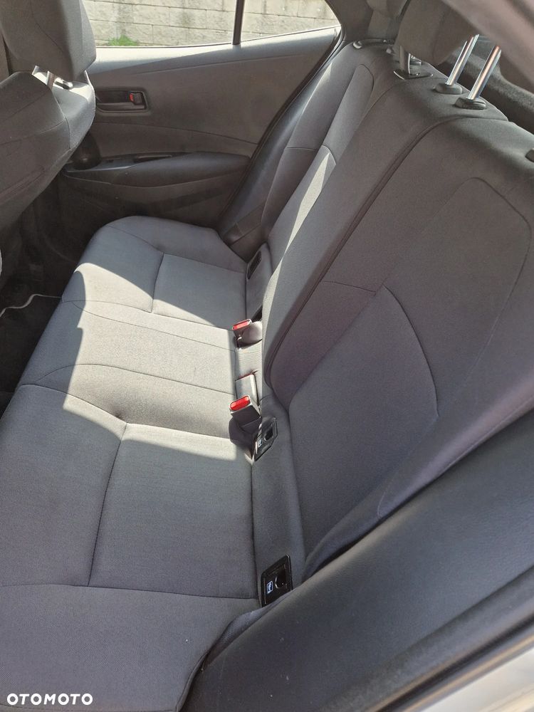 Toyota Corolla 1.8 Hybrid Comfort - 11