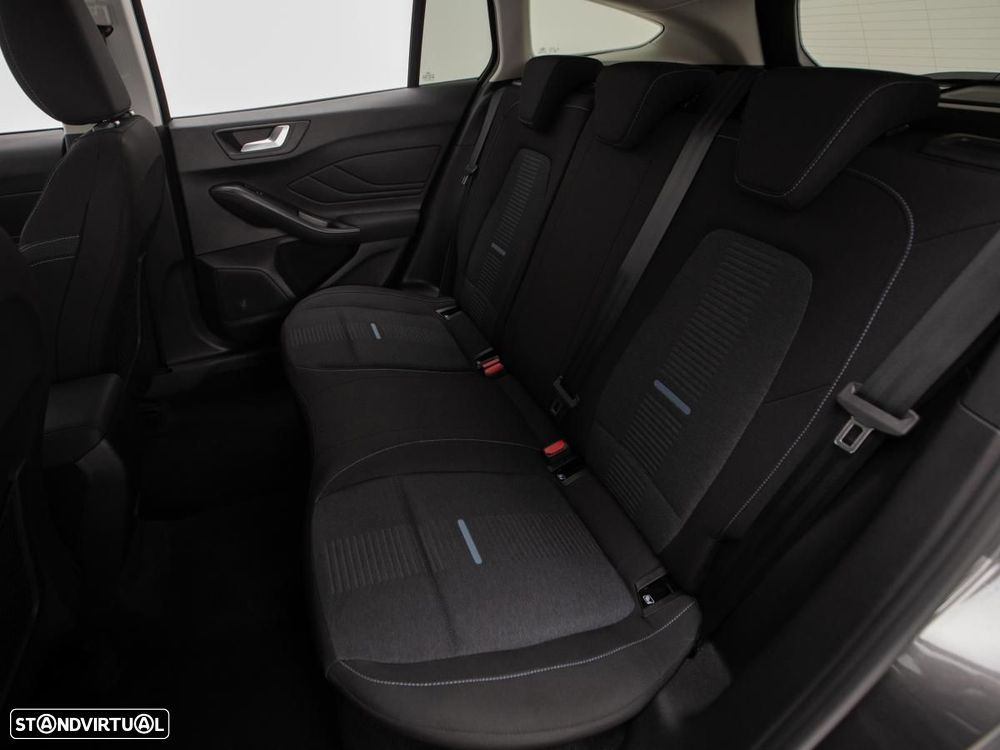 Ford Focus SW — fotografia 10