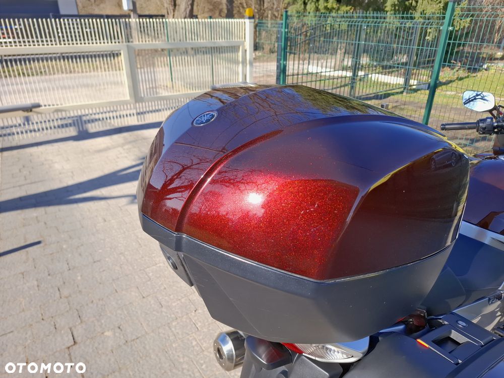 Yamaha FJR - 16
