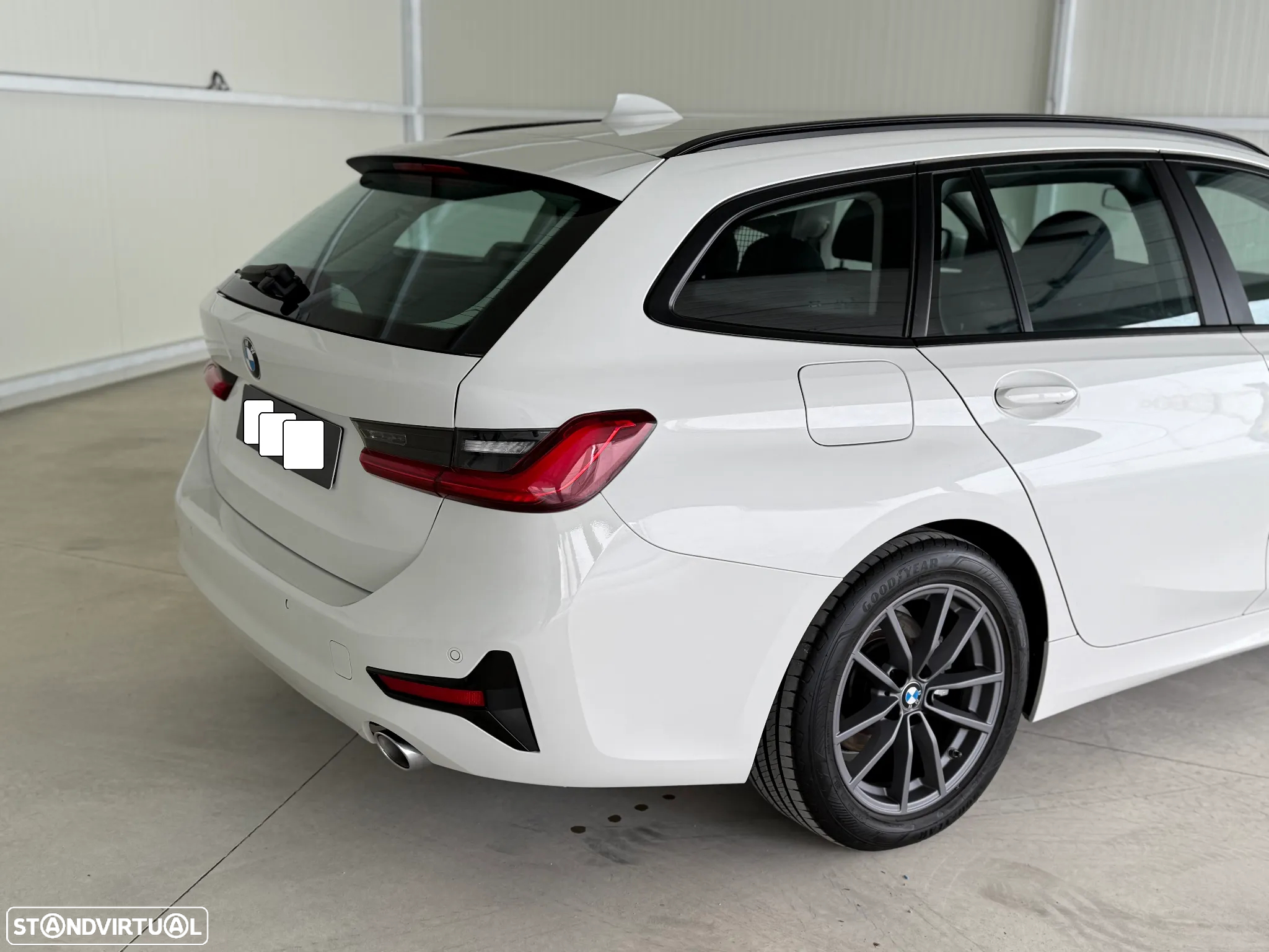 BMW 318 d Touring - 25