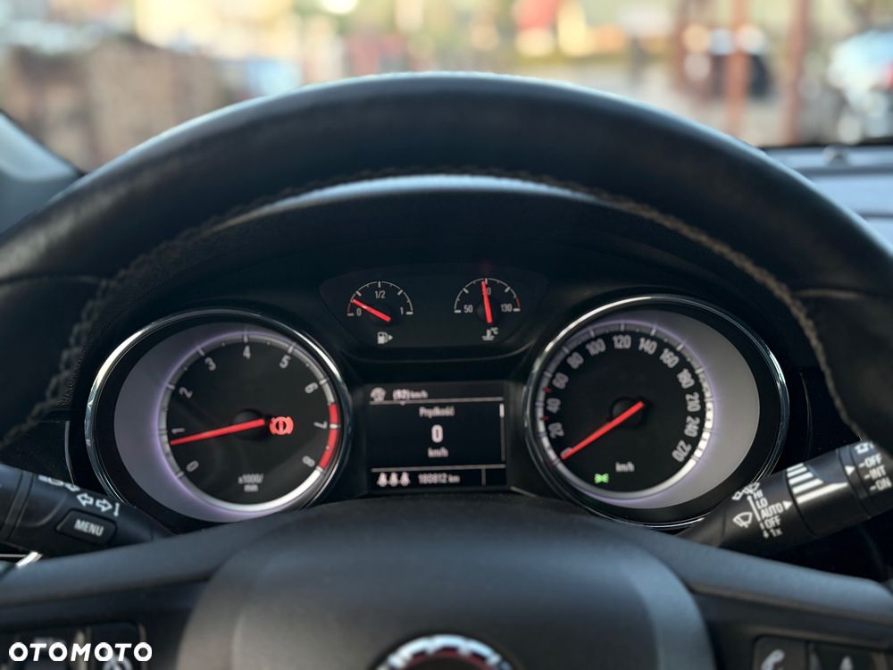 Opel Astra 1.4 T Dynamic - 26