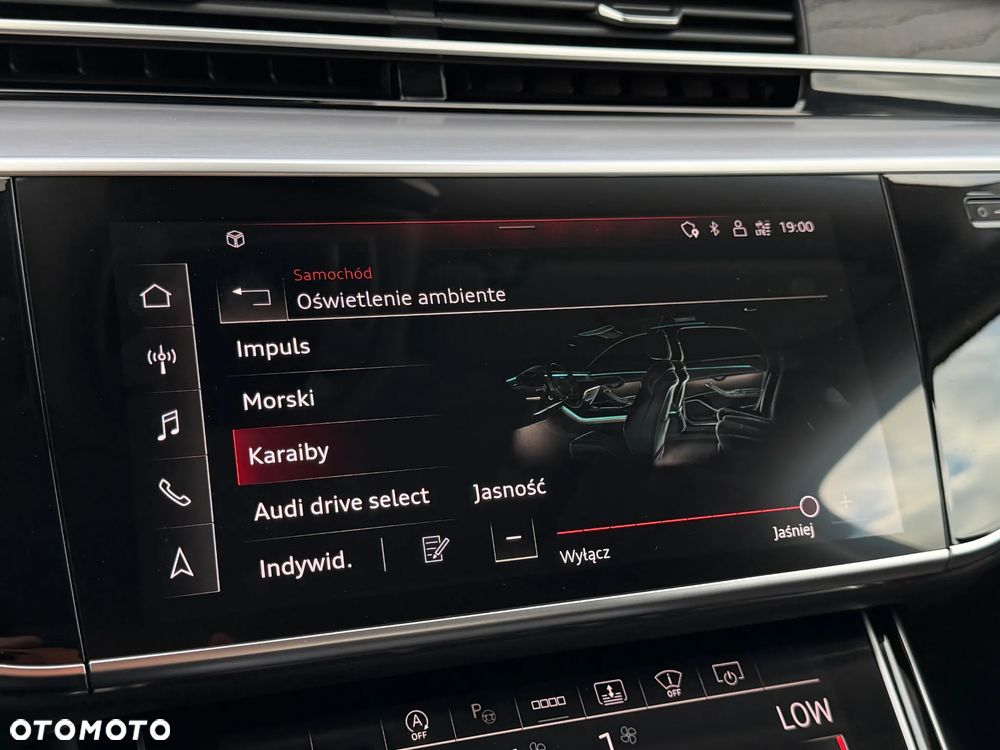 Audi A8 50 TDI mHEV Quattro Tiptr - 16