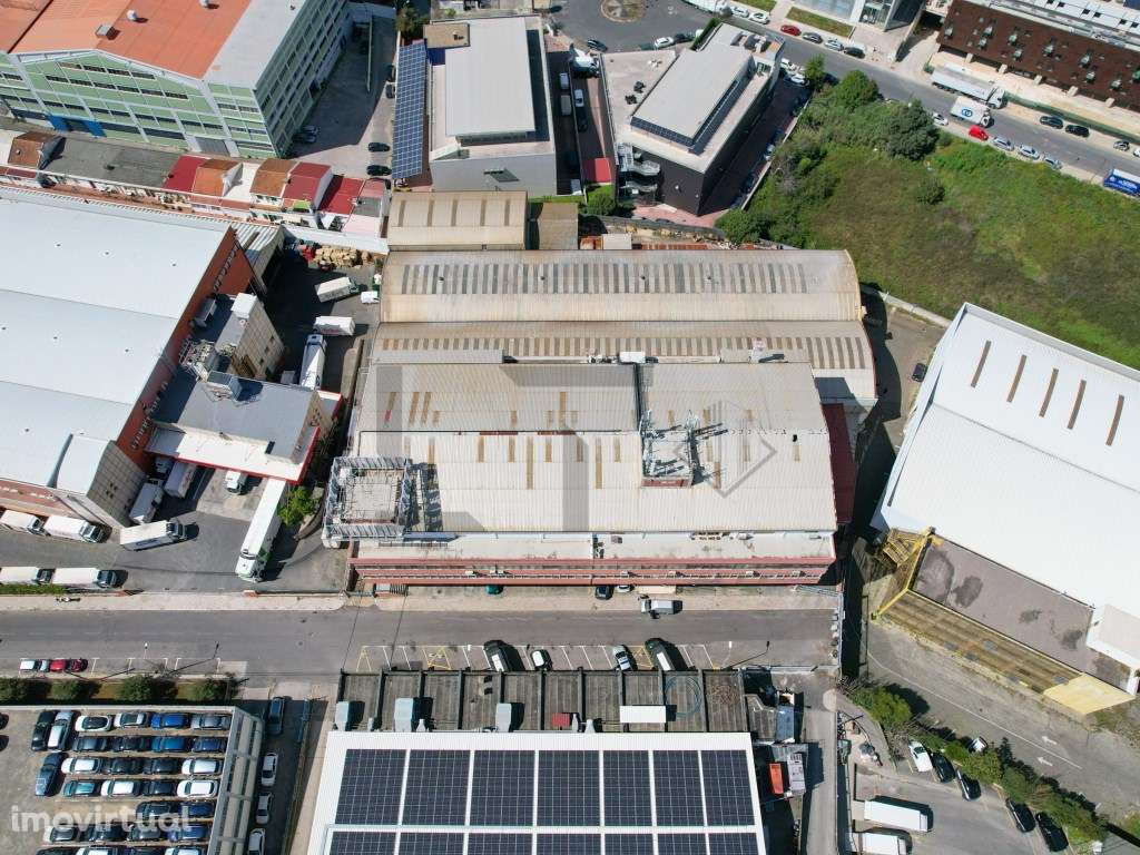 Prédio Industrial com 11.325 m2 para Arrendamento, no Prior velho, ... - Grande imagem: 2/60