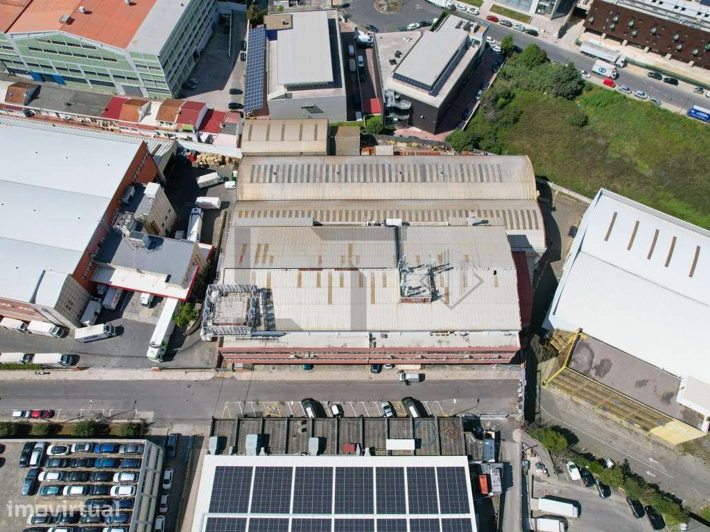 Prédio Industrial com 11.325 m2 para Arrendamento, no Prior velho, ... - Grande imagem: 2/60