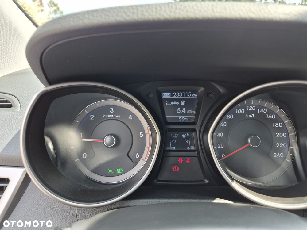 Hyundai i30 1.6 CRDI Trend - 18