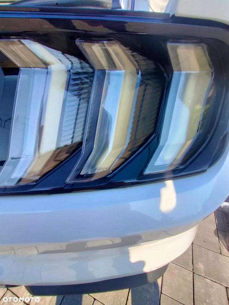 Ford Mustang 5.0 V8 GT - 8