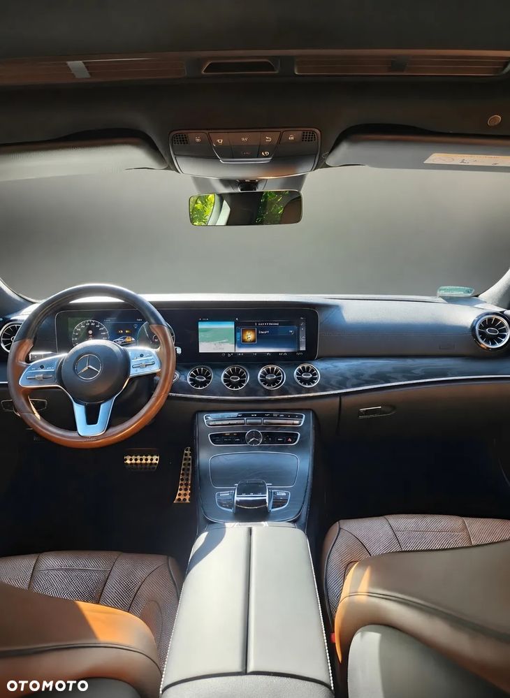 Mercedes-Benz CLS - 10