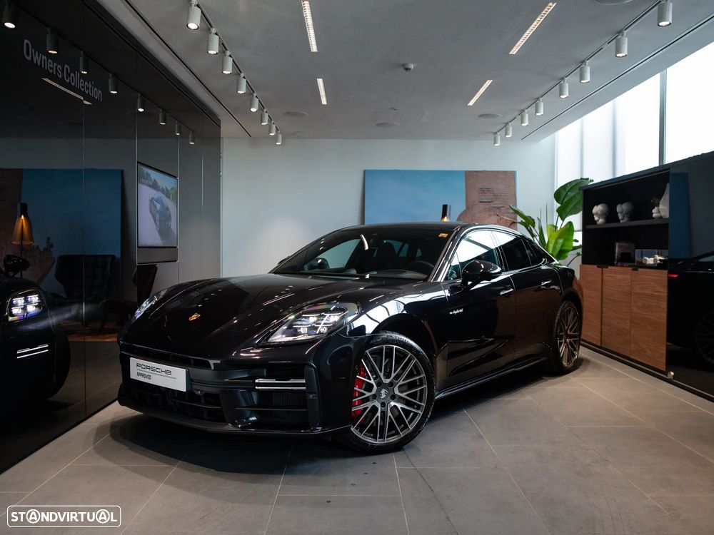 Porsche Panamera 4S E-Hybrid - 1