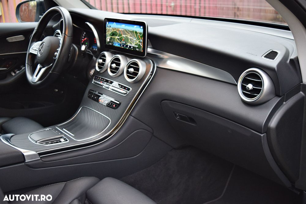 Mercedes-Benz GLC 300 e 4Matic 9G-TRONIC Edition AMG Line - 6