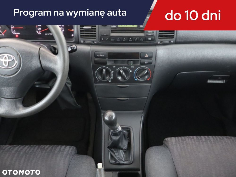 Toyota Corolla - 14
