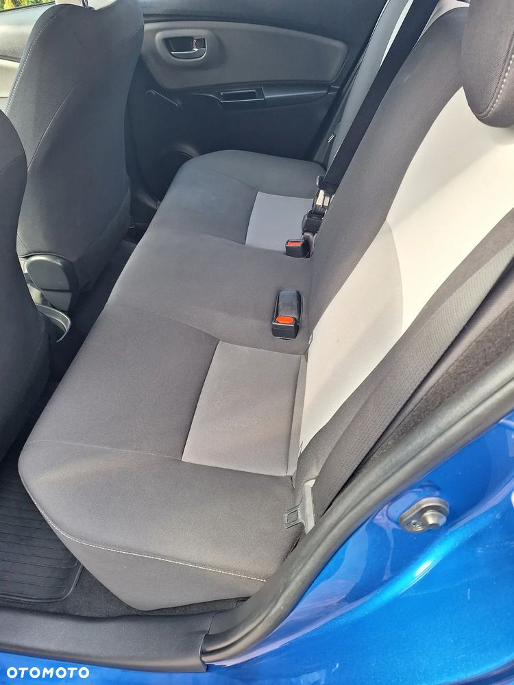 Toyota Yaris 1.5 Premium - 10
