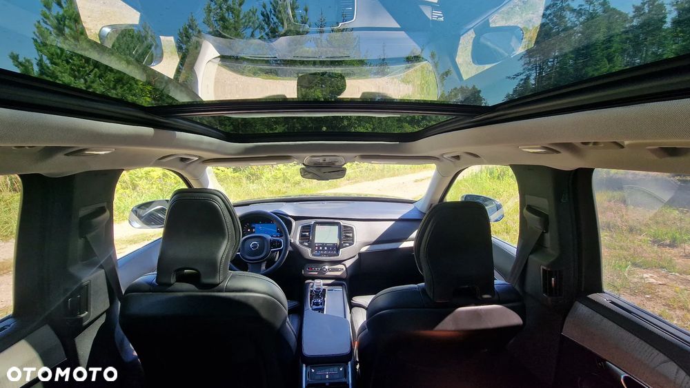 Volvo XC 90 - 30