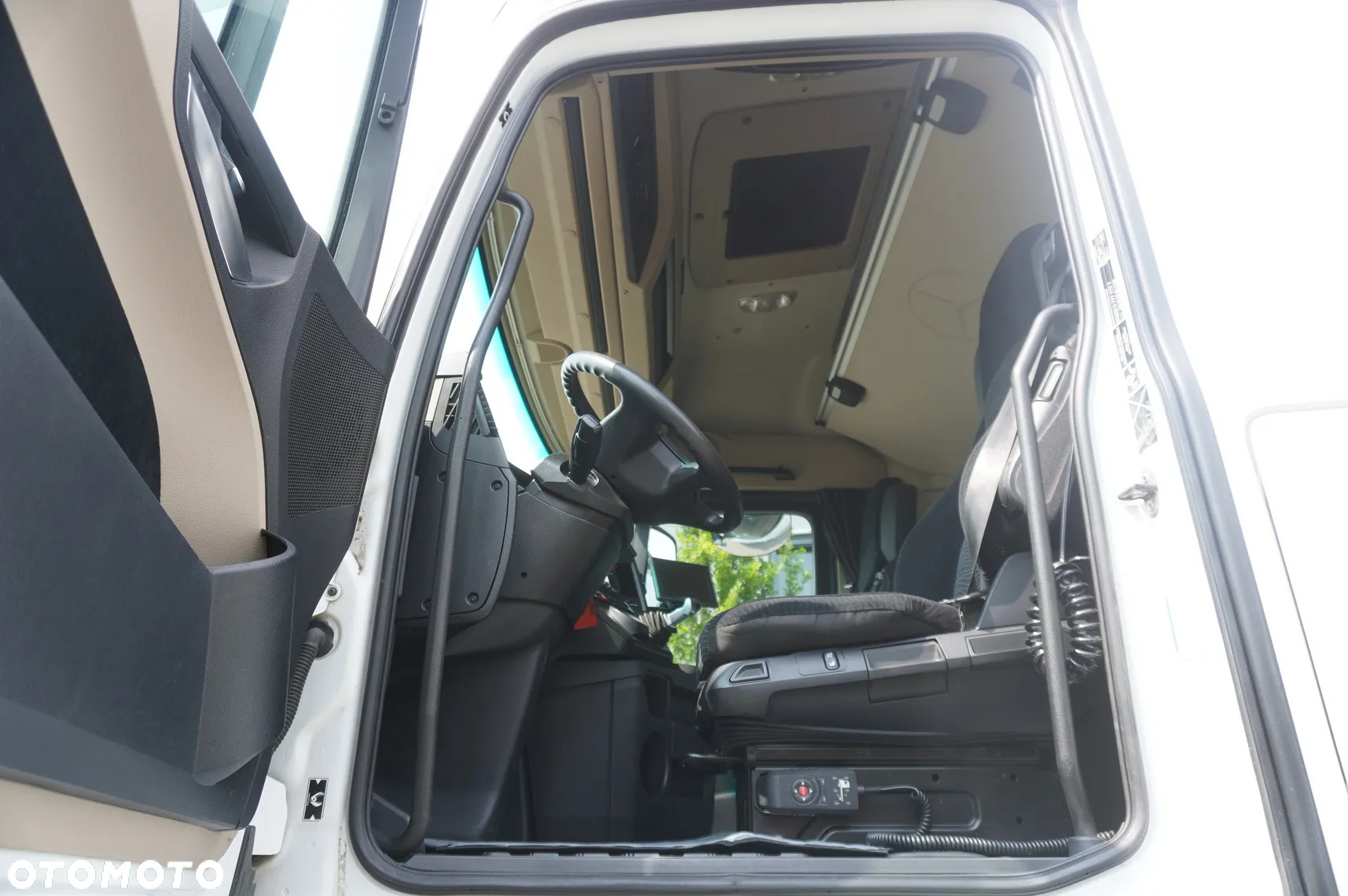 Mercedes-Benz Actros 2543 / Chłodnia Lecapitaine Multitemperatura / Carrier Supra 950 Mt - 18