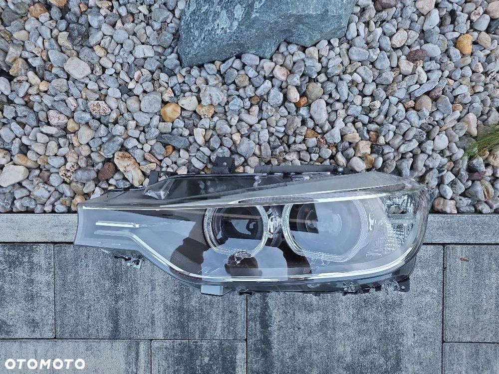 BMW 3 F30 F31 Lampa lewa przód Bi-Xenon Led 6311-7259525 - 7