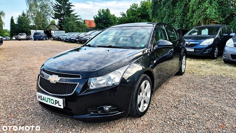 Chevrolet Cruze 1.6 LS - 25