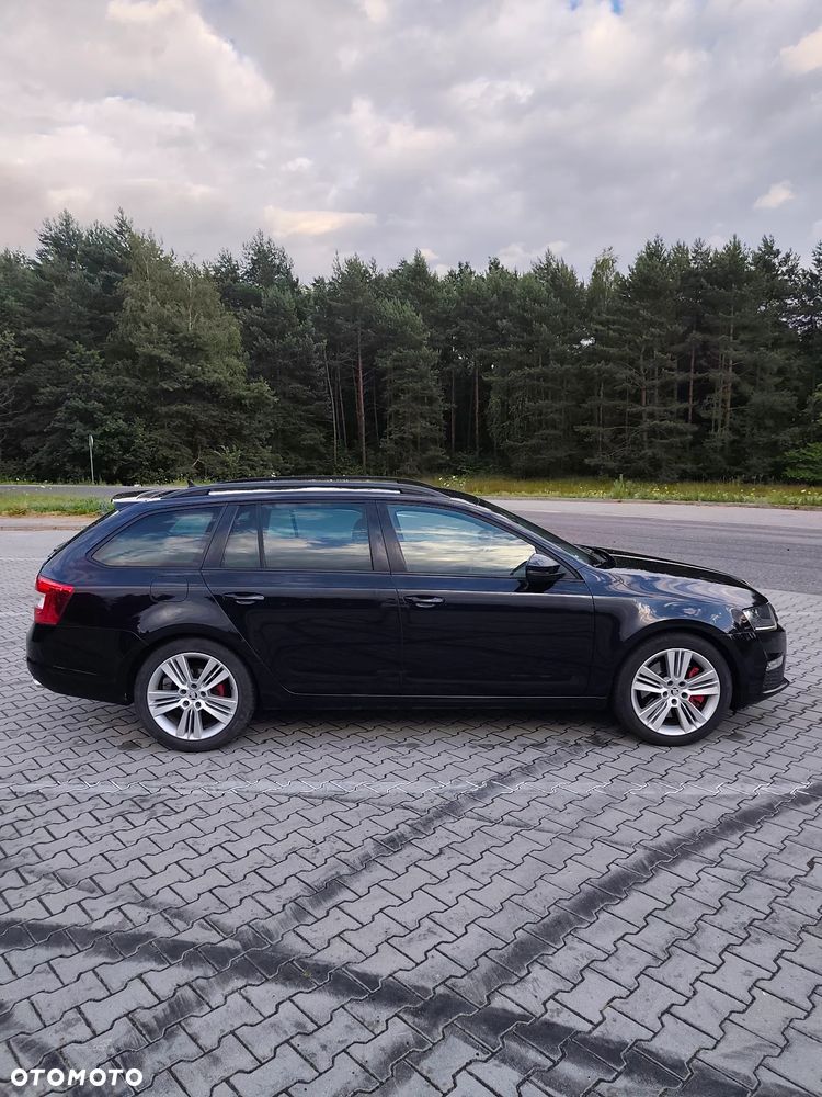 Skoda Octavia 2.0 TDI RS DSG - 11