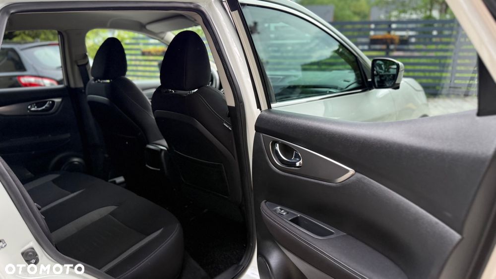 Nissan Qashqai 1.6 DIG-T Tekna - 33