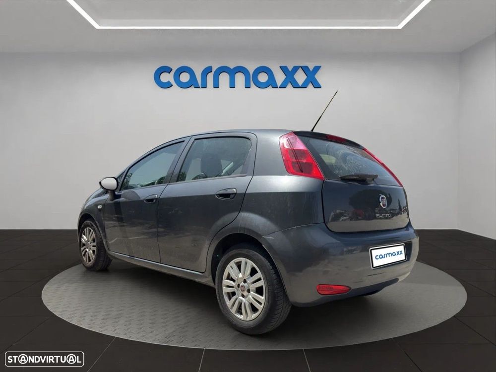 Fiat Punto 1.2 Lounge S&S - 4