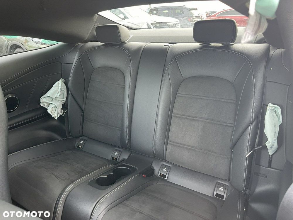 Mercedes-Benz Klasa C 63 AMG 9G-TRONIC - 11