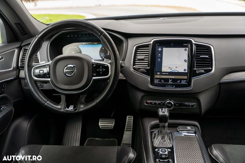 Volvo XC 90 D5 AWD Geartronic RDesign - 16