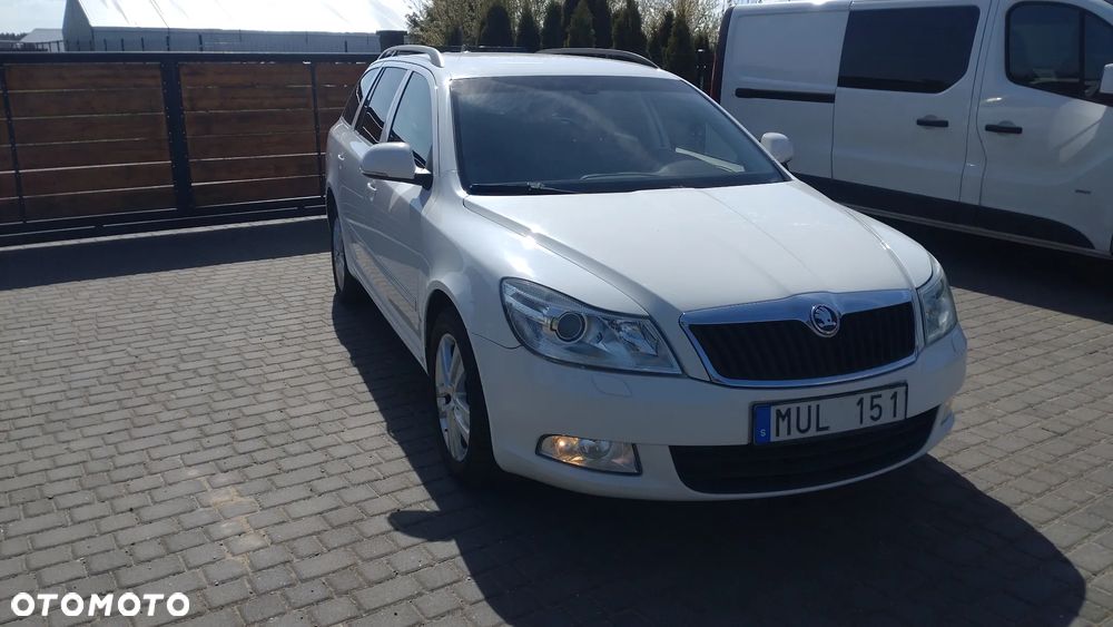 Skoda Octavia 2.0 TDI Ambiente DSG - 5