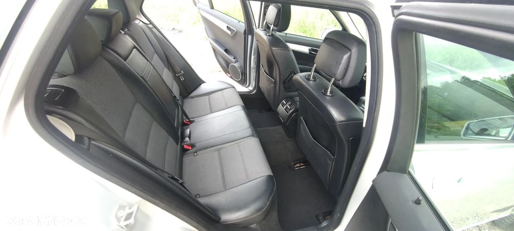 Mercedes-Benz Klasa C 180 Kompressor Avantgarde - 22