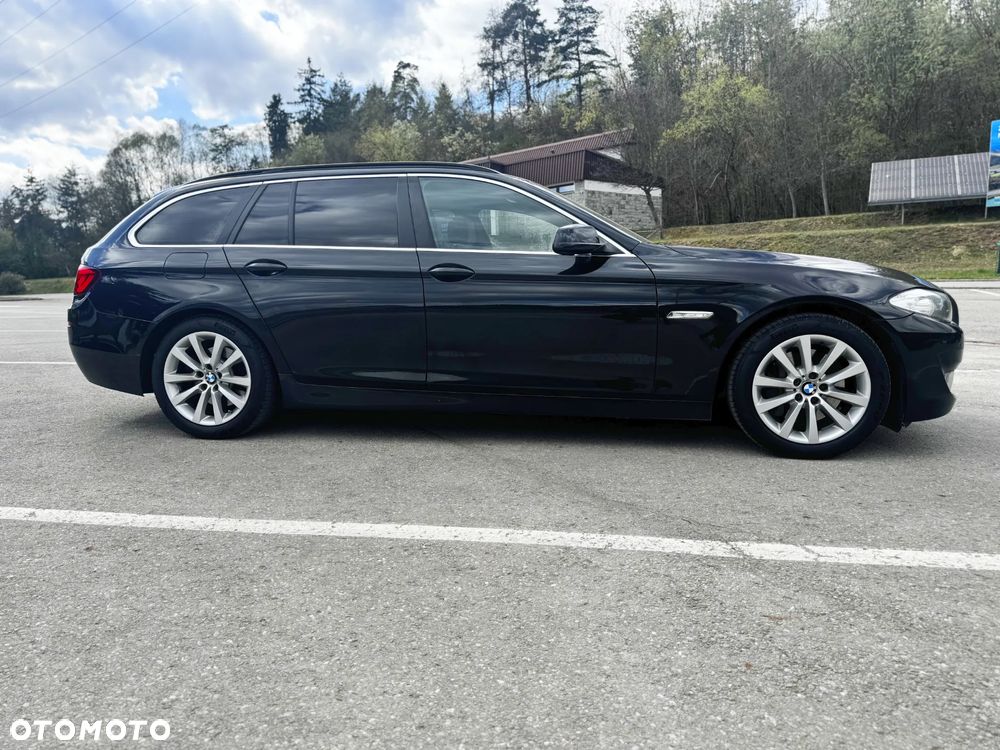 BMW Seria 5 525d - 3