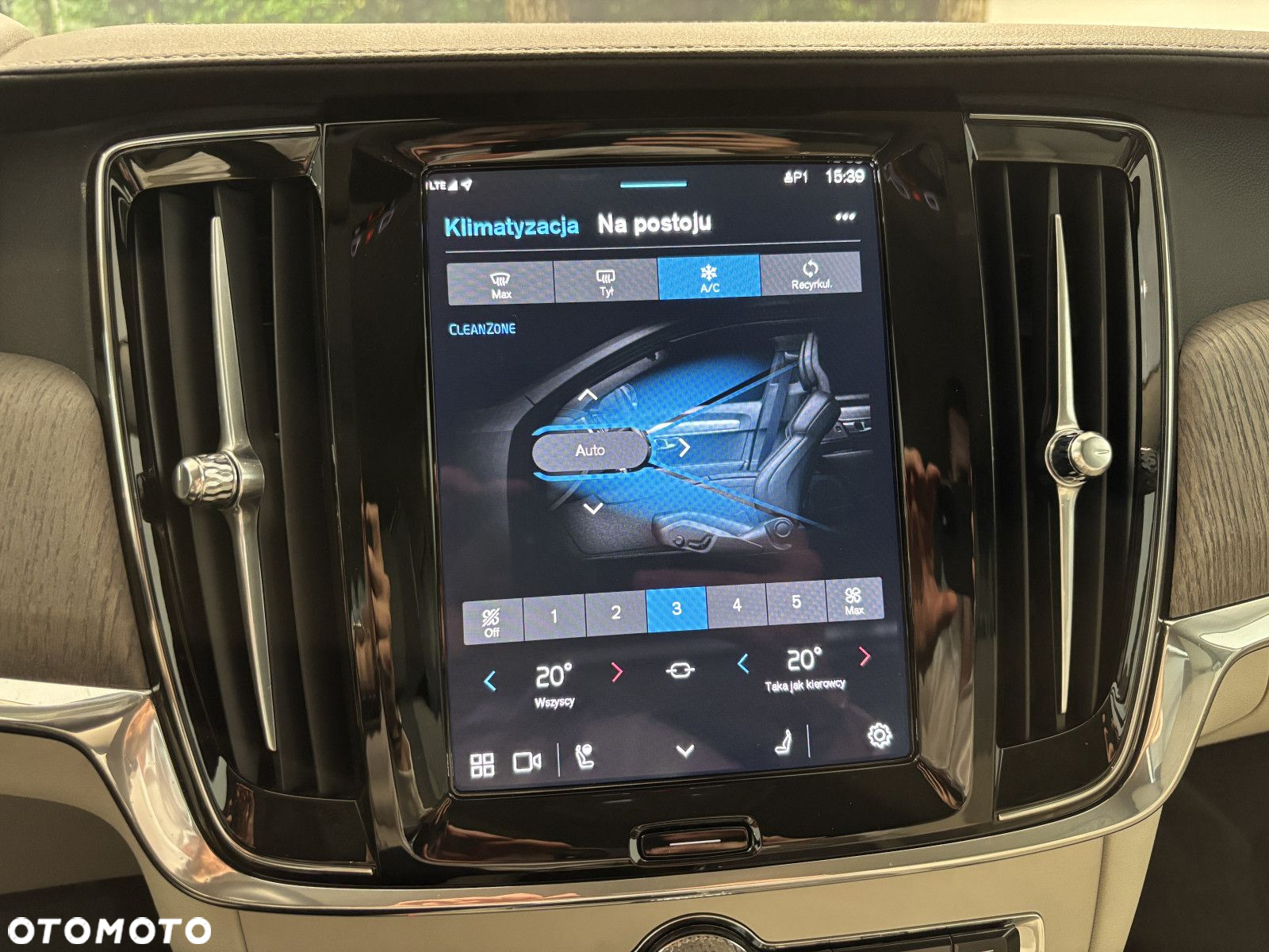 Volvo S90 - 19