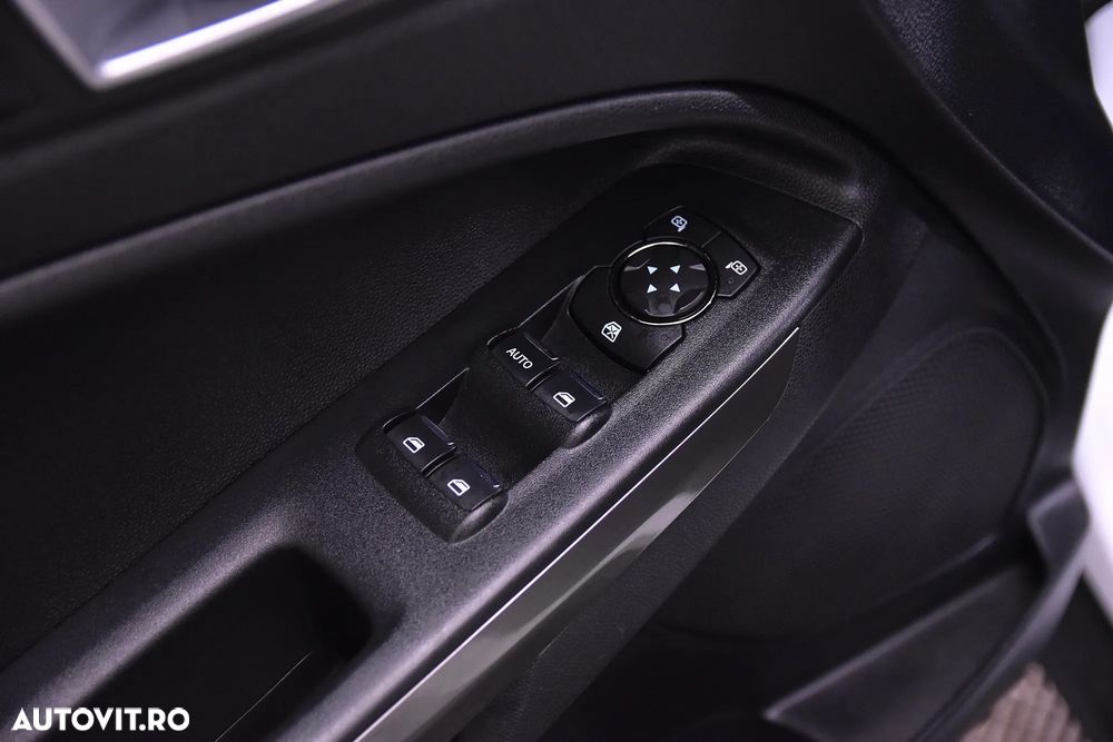 Ford EcoSport - 14