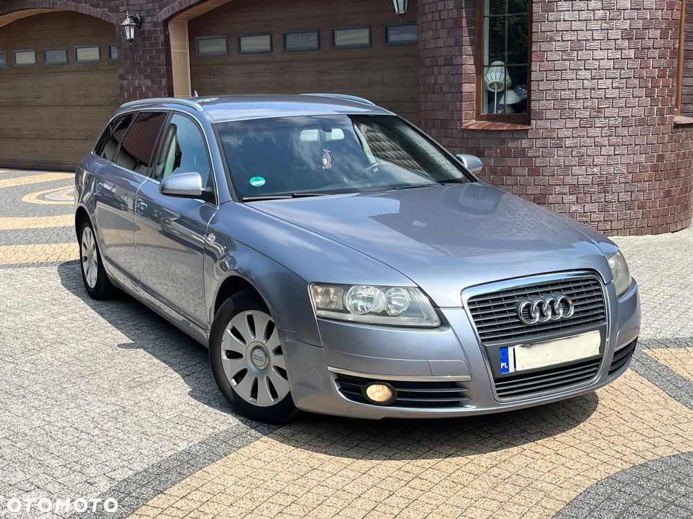 Audi A6 Avant 2.4 - 5