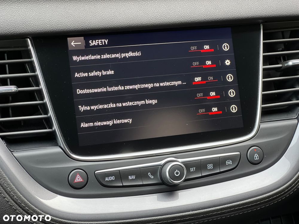 Opel Grandland X 1.2 T Ultimate S&S - 25