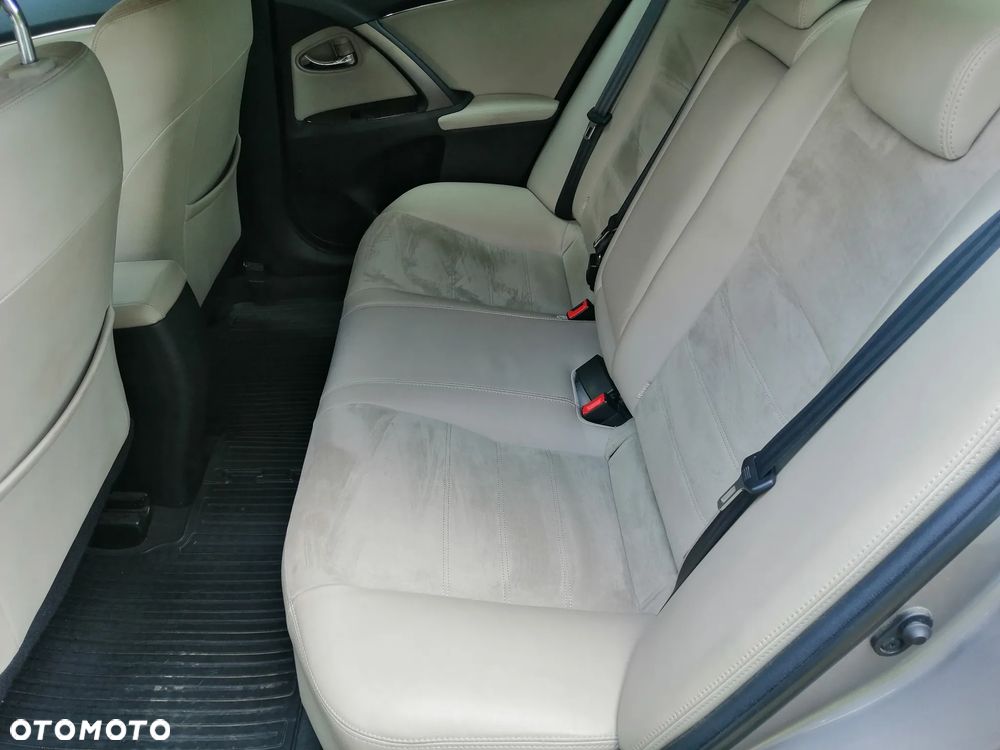 Toyota Avensis 1.8 Prestige - 21
