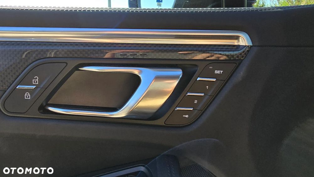 Porsche Macan Standard - 23