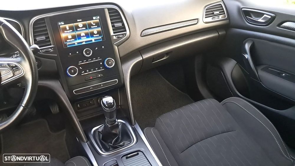 Renault Mégane 1.5 Blue dCi Limited - 23