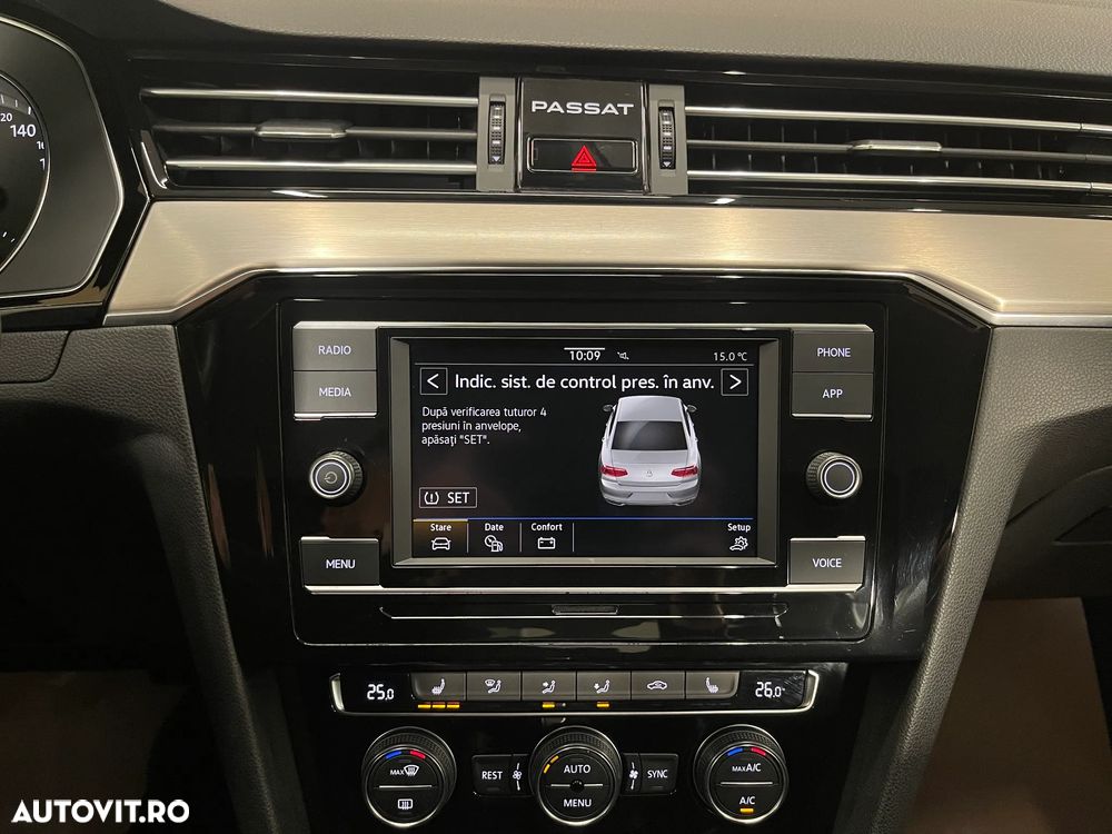 Volkswagen Passat 2.0 TDI DSG Highline - 15