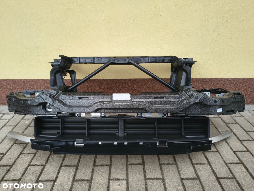 pas przedni wzmocnienie BMW 5 G60 G61 M PAKIET