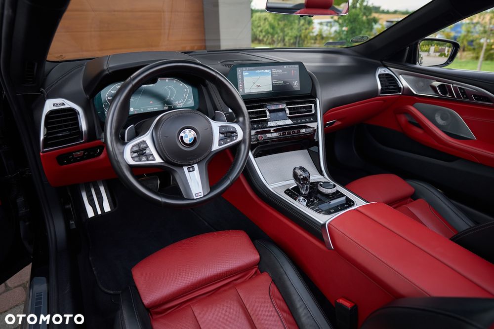 BMW Seria 8 M850i xDrive - 24