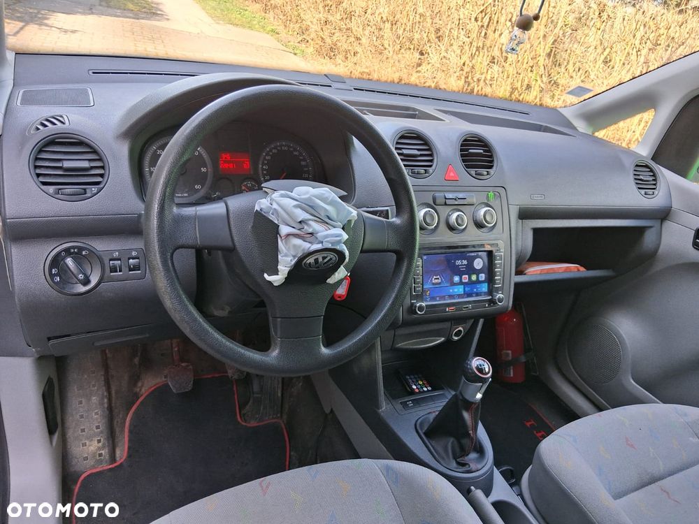 Volkswagen Caddy - 17