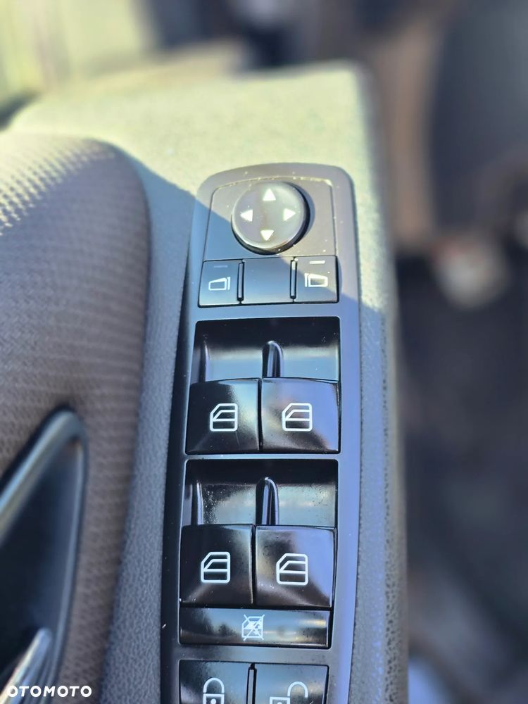 Mercedes-Benz Klasa B 200 Special Edition - 13