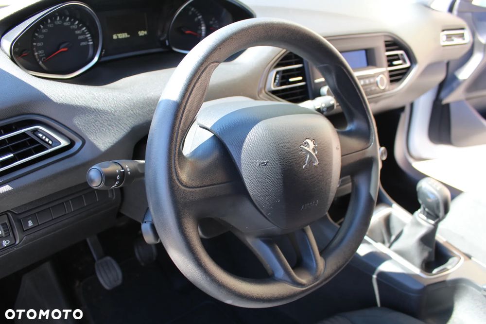 Peugeot 308 - 13